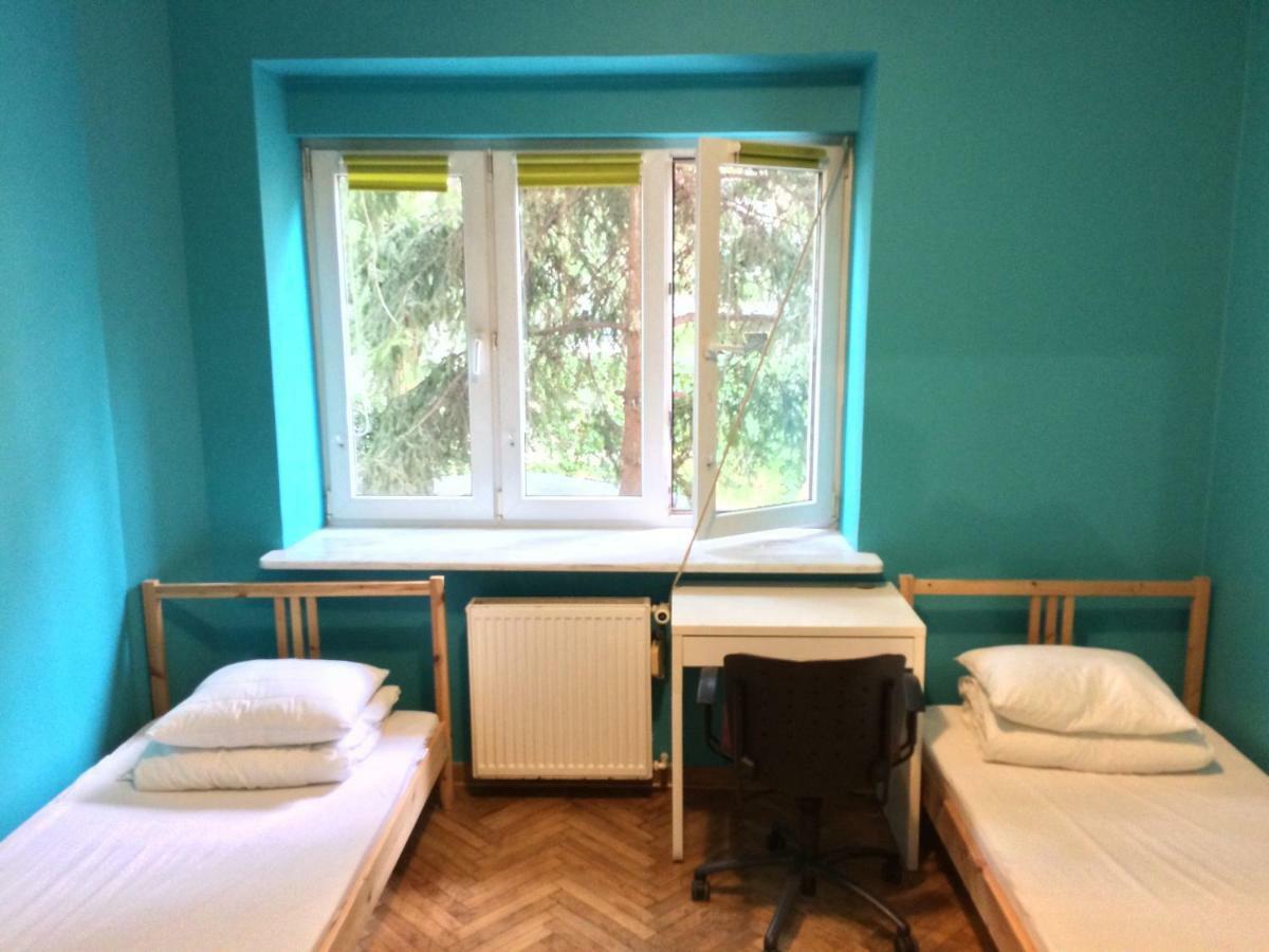 Student-House Kazimierzowska Hostel Warsaw Exterior photo
